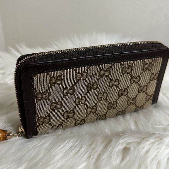 💯Authentic Gucci Zipped Long Wallet 🍀 - Picture 13 of 16